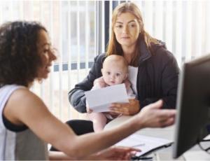 Accès aux droits : Claire Hédon  constate 