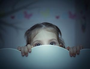 Intimité chez l’enfant : Comment apprendre à respecter l’intimité des autres et la sienne ?
