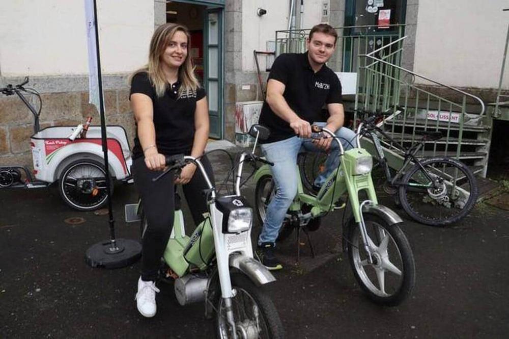 Cette association bretonne électrifie de vieux cyclomoteurs pour aider les bénéficiaires du RSA Cette association bretonne électrifie de vieux cyclomoteurs pour aider les bénéficiaires du RSA