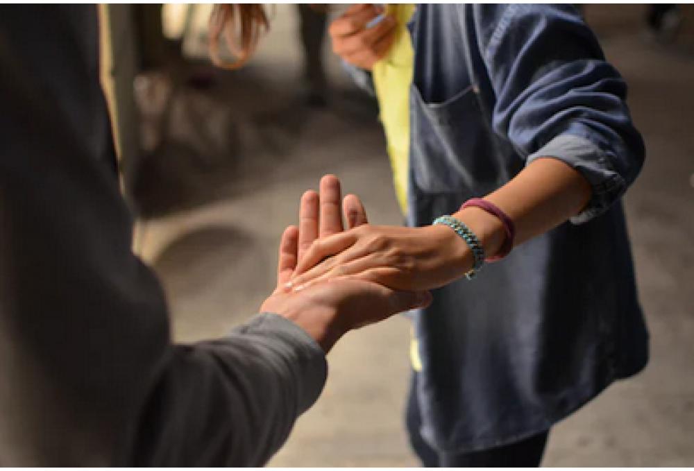 Les pairs-aidants améliorent la qualité de l’accompagnement social Les pairs-aidants améliorent la qualité de l’accompagnement social